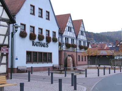 Rathaus-1