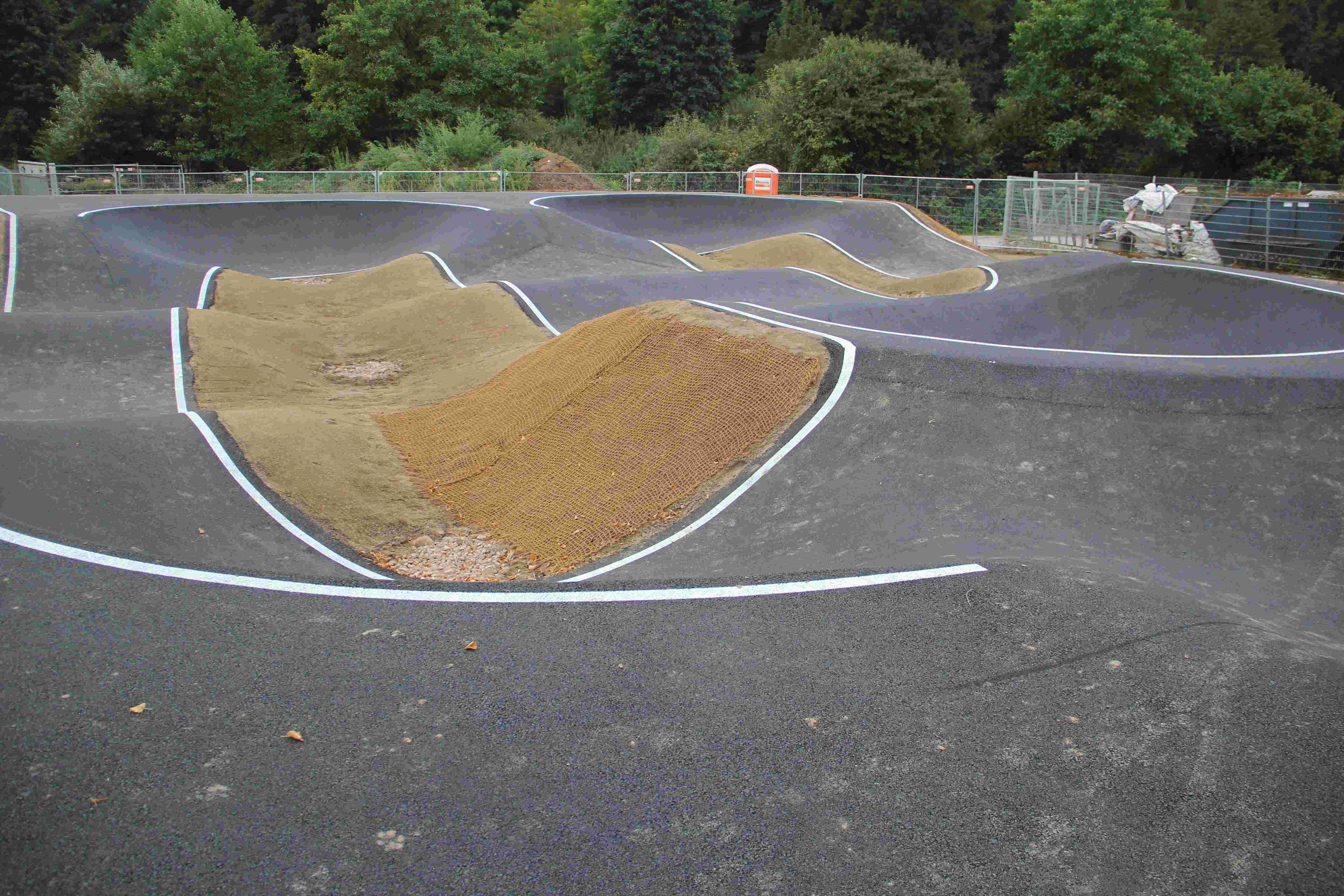 240916_240912_Pumptrack geteert+beschriftet (6).JPG